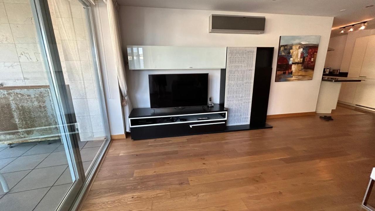 Ocean Village Luxury 2 Bed 2 Bath Apartment - Amazing Views - Pools And Jacuzzis Gibraltar Exteriör bild