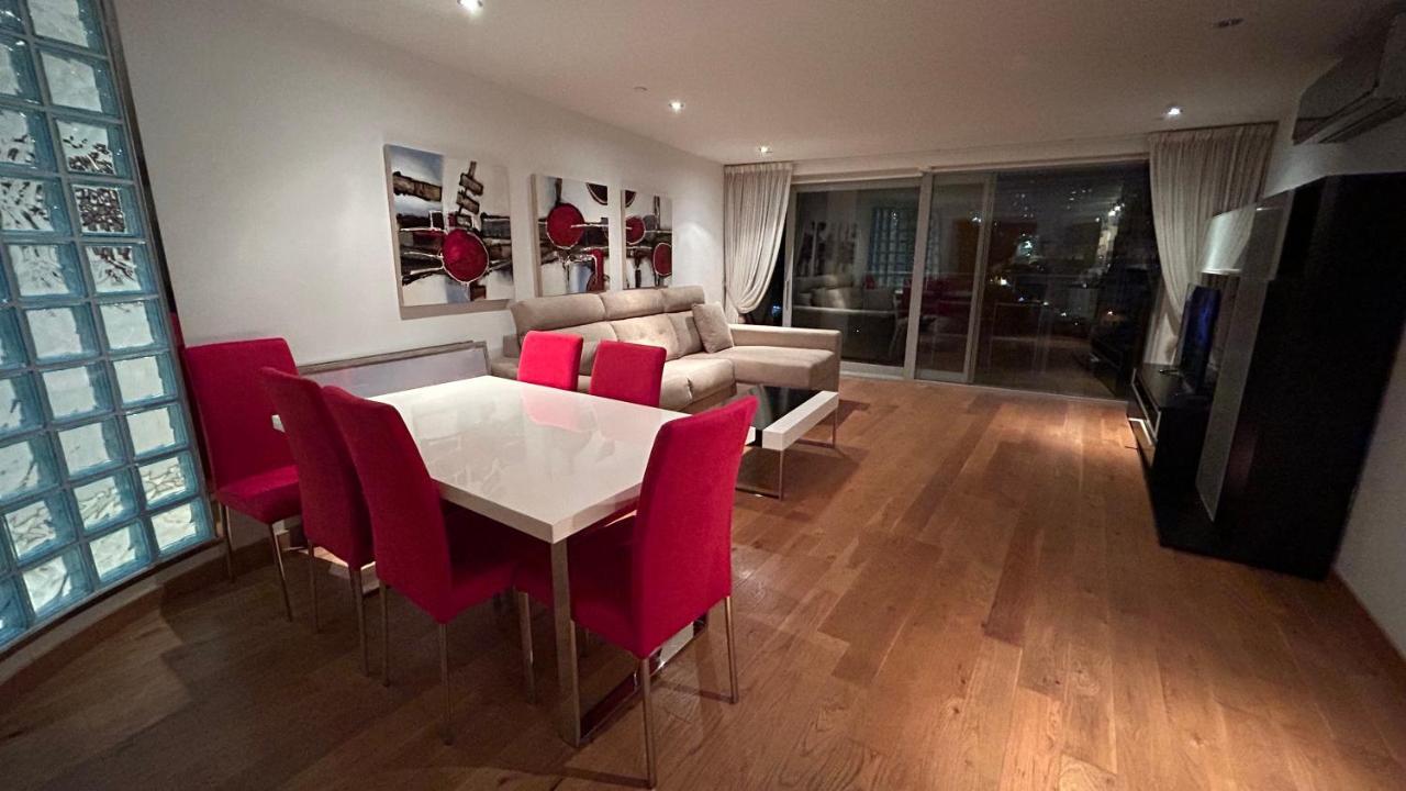 Ocean Village Luxury 2 Bed 2 Bath Apartment - Amazing Views - Pools And Jacuzzis Gibraltar Exteriör bild