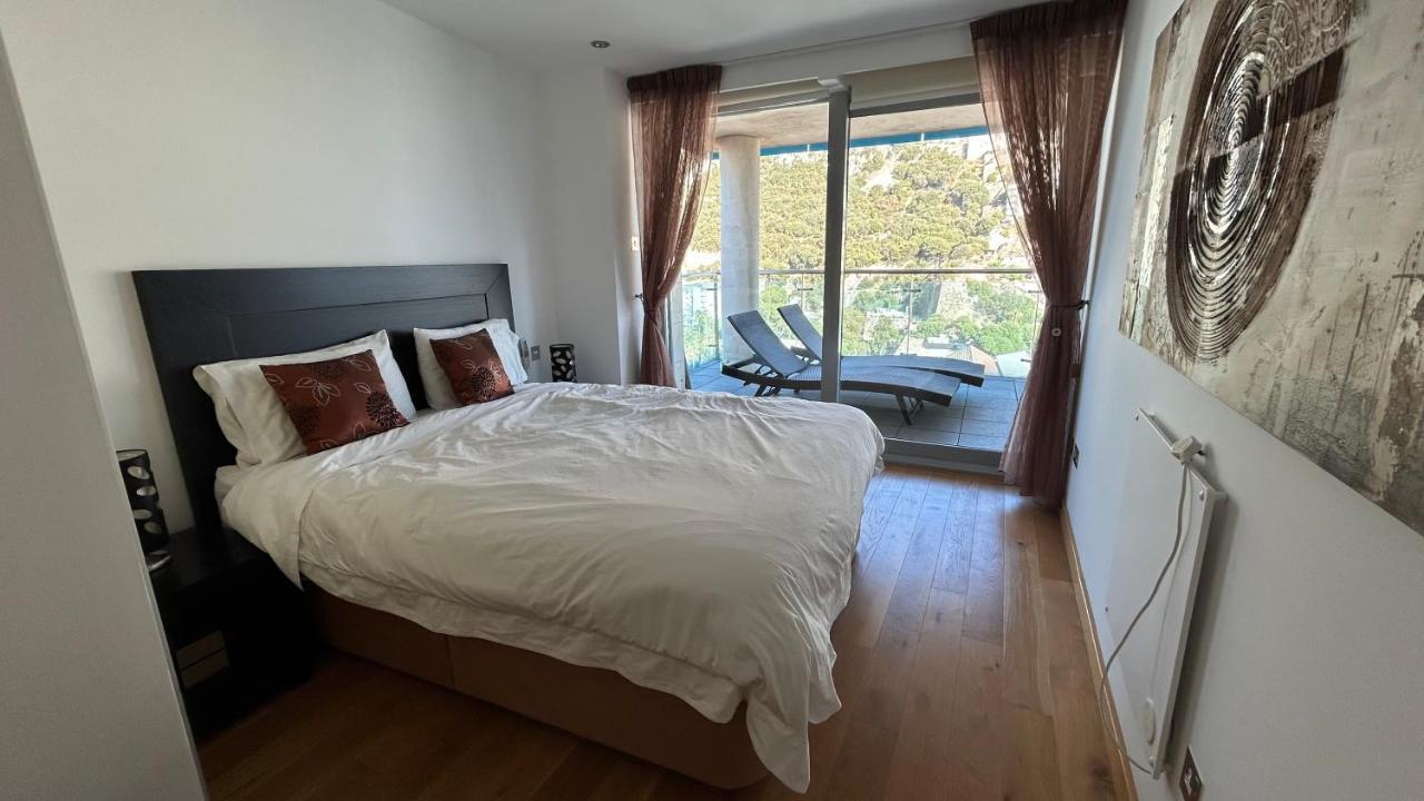 Ocean Village Luxury 2 Bed 2 Bath Apartment - Amazing Views - Pools And Jacuzzis Gibraltar Exteriör bild